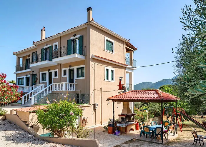 Daratos 3 Apartment *